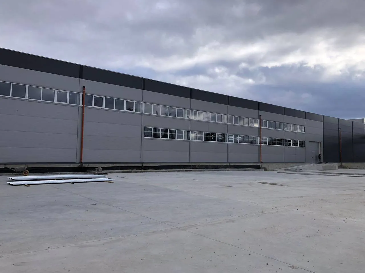 Philip Morris tobacco factory in Ukraine, built by KBS, photo 1 of 8