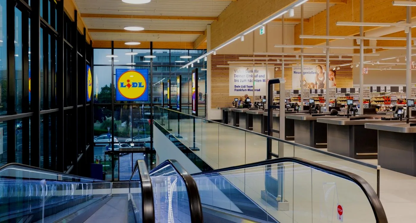 Lidl supermarket in Düsseldorf, Germany, built by KBS, photo 4 of 6