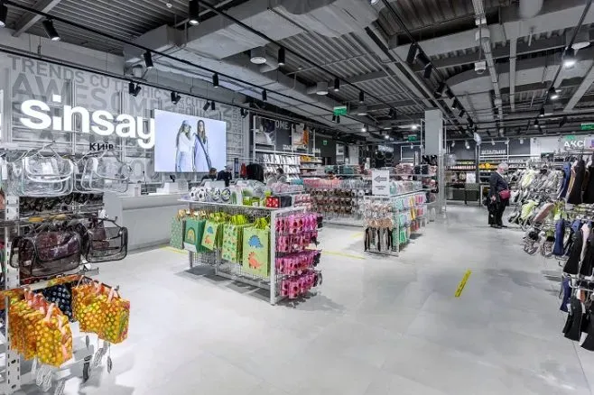 Sinsay clothing stores in Ukraine, Moldova, built by KBS, photo 6 of 15