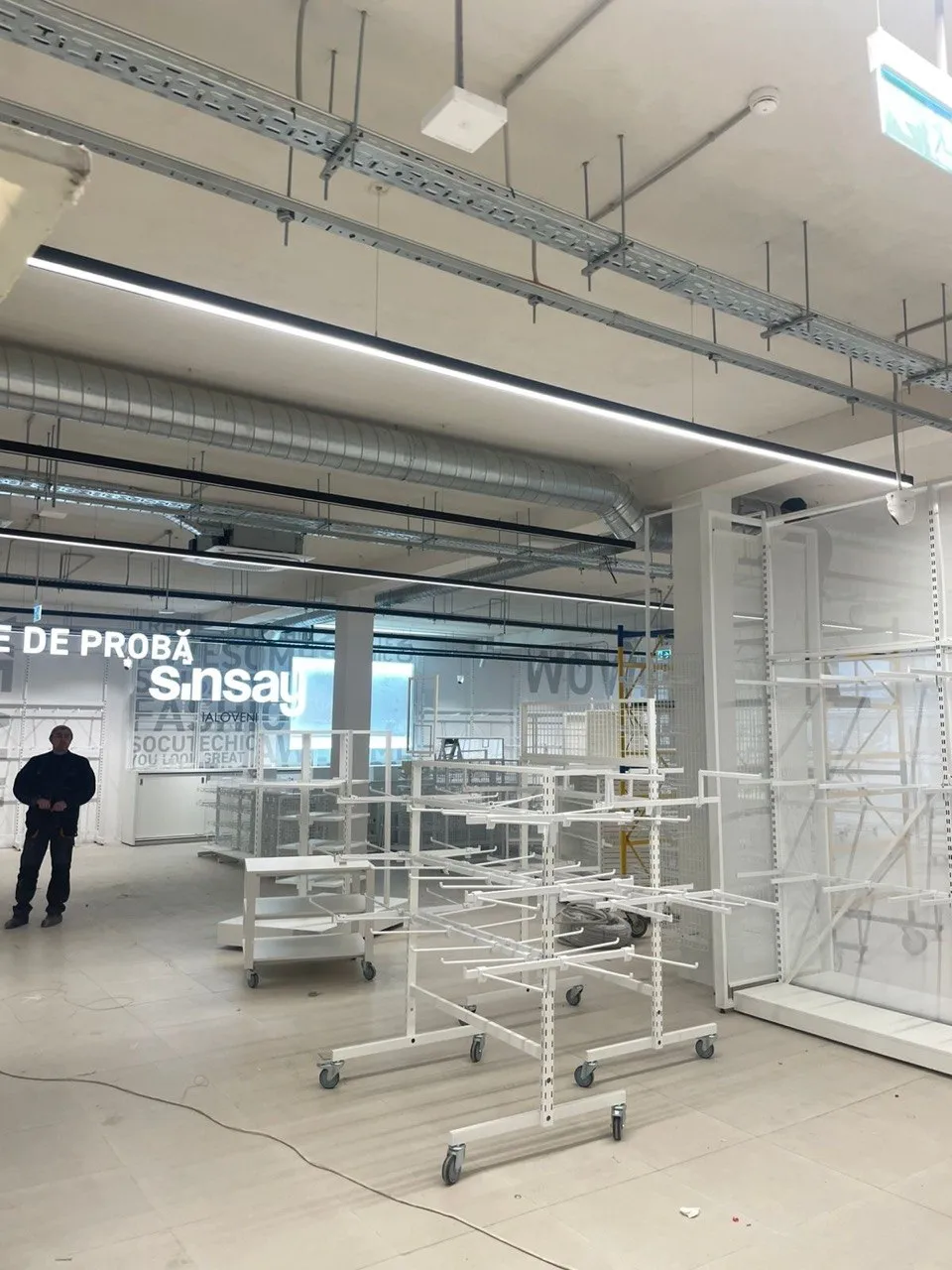 Sinsay clothing stores in Ukraine, Moldova, built by KBS, photo 13 of 15