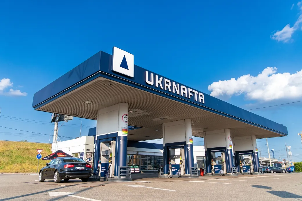 Ukrnafta fuel station network in Ukraine, built by KBS, photo 1 of 6